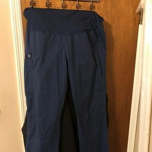 Maternity scrub pants